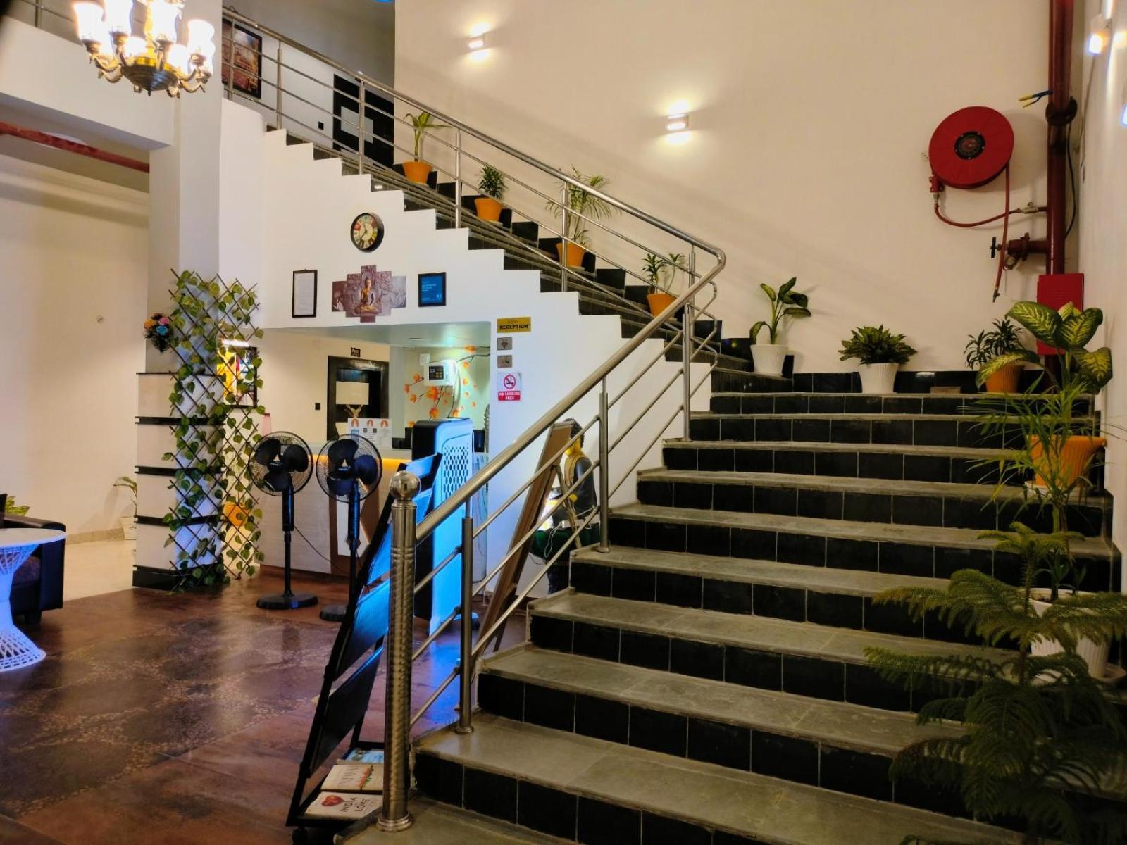 Hotel Buddha Park, Paharia, ורנאסי מראה חיצוני תמונה
